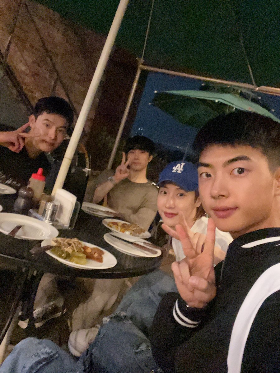 onewefancafe's tweet photo. 231021 FANCAFE

[FROM.현구🪐]

Kanghyun https://t.co/5XqiyrHwvl