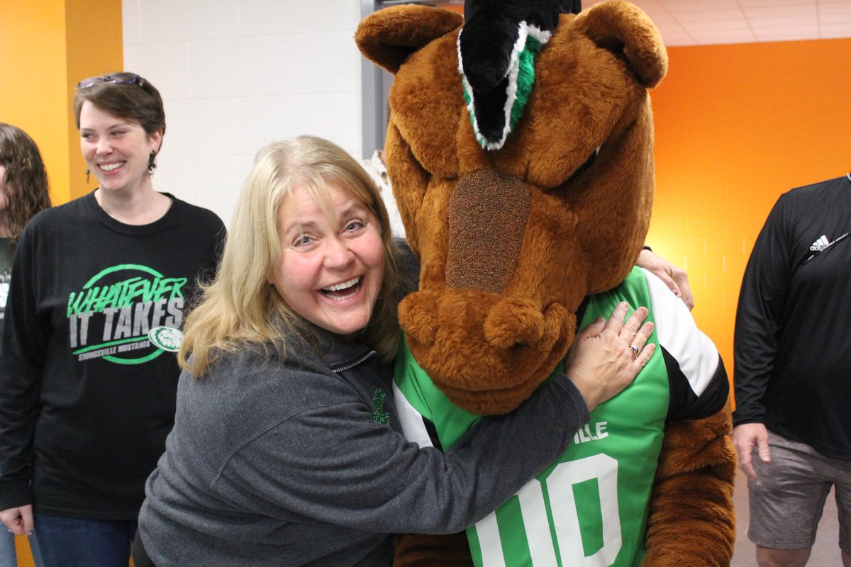 Marty the Mustang had a great time at  Strongsville Middle School " Fist Bump Friday"! Marty said that the staff had just as much fun as the students!