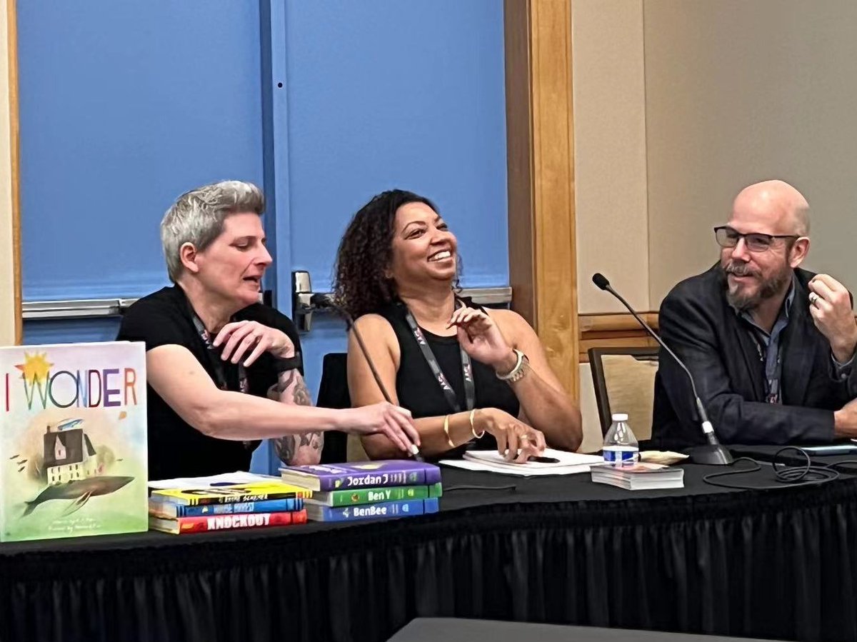 "Nothing inspires a student more, than hearing an author reading from their own book"

<a href="/Reading_Reba/">Reba Gordon</a> doing a great job moderating a panel on author visits.

Want an author to visit your school?
Check out <a href="/karianneholt/">K.A. Holt 🏳️‍🌈</a> @TraceyBaptiste Chris Barton 

#authorvisits #AASL23