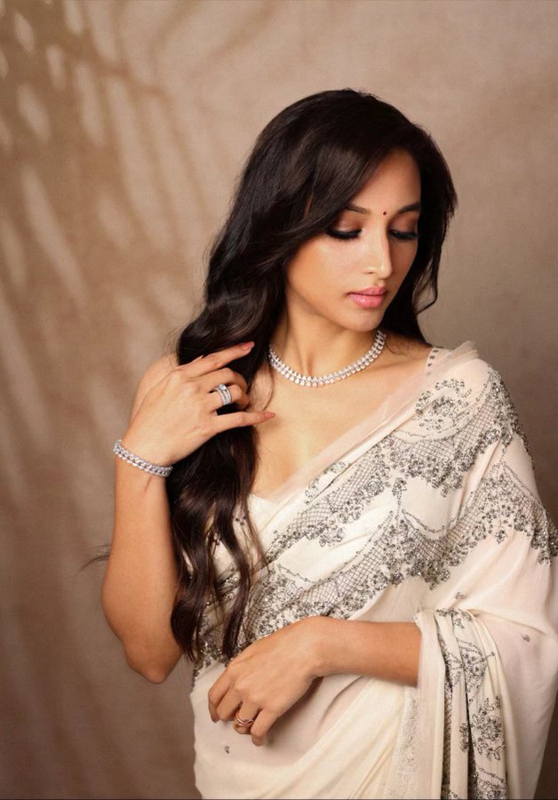 F897gbIXQAAWxXc?format=jpg&name=900x900