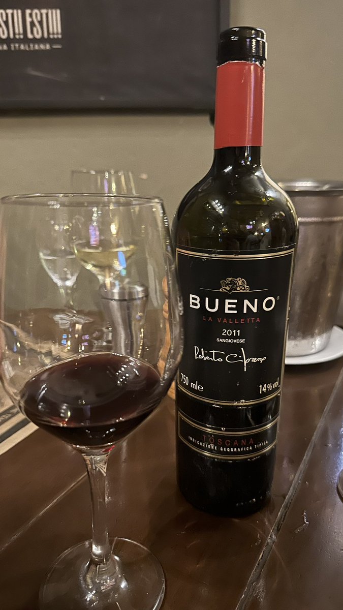 maltezthiago's tweet photo. @buenowines @galvaobueno excelente vinho! 🍷 👏🏻 https://t.co/Lpomj07YuE