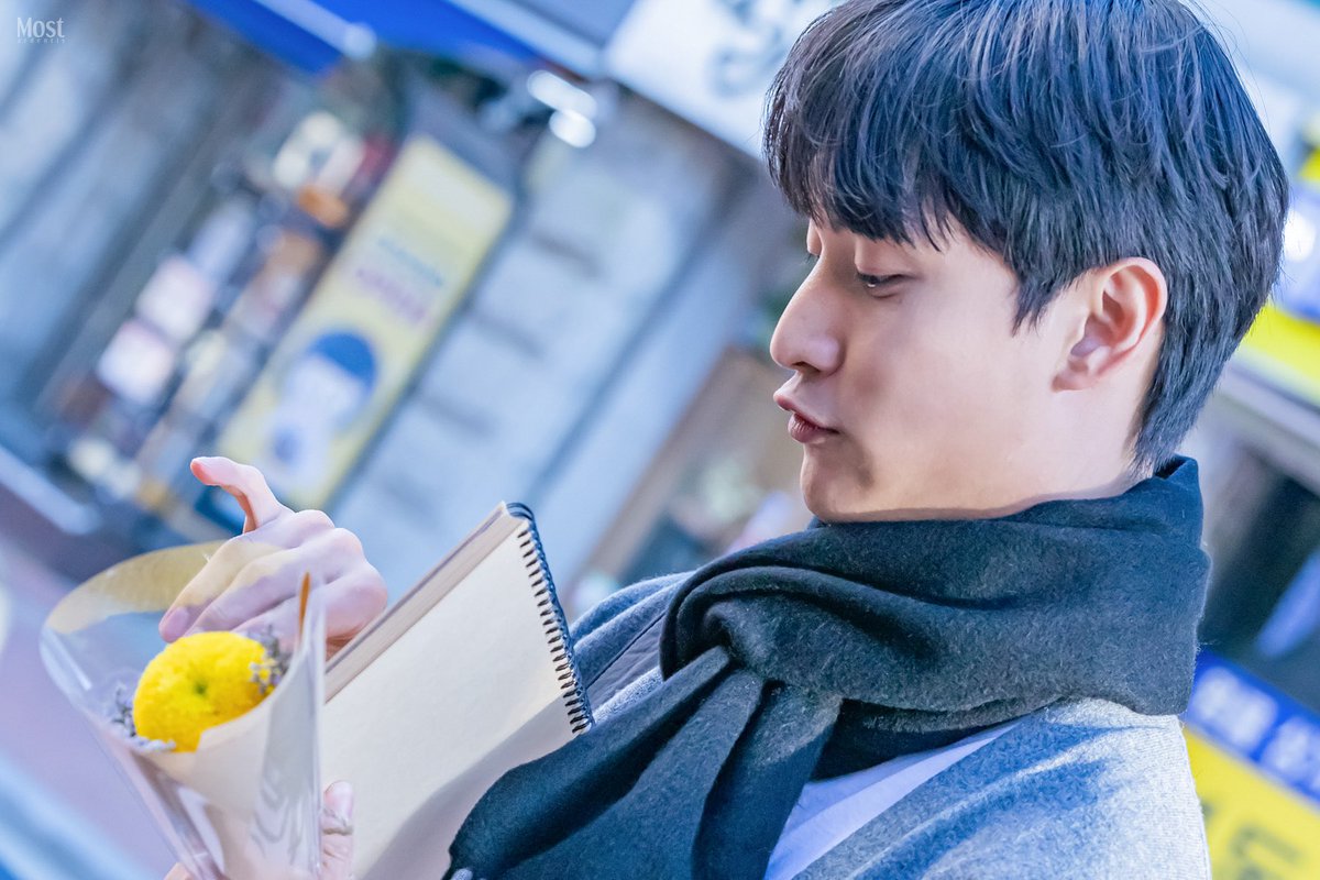 mst_rdntly's tweet photo. 231021 14:00 
이머시브씨어터 <카지노>
딜러 혁役 | #박상혁 https://t.co/jE0DLUmYsi