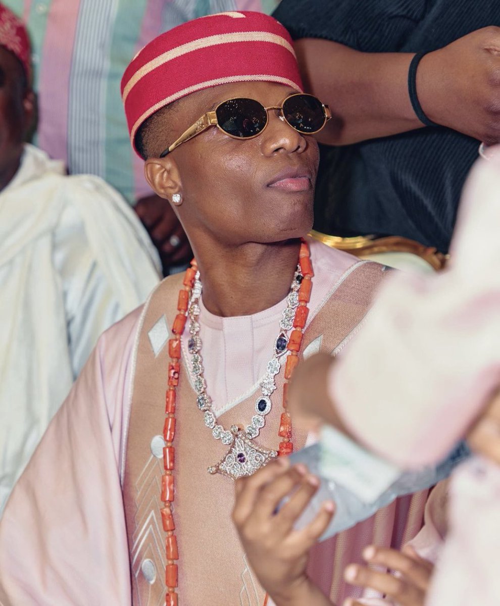 provii8's tweet image. Sorry I lied, Wizkid actually fresh pass Davido