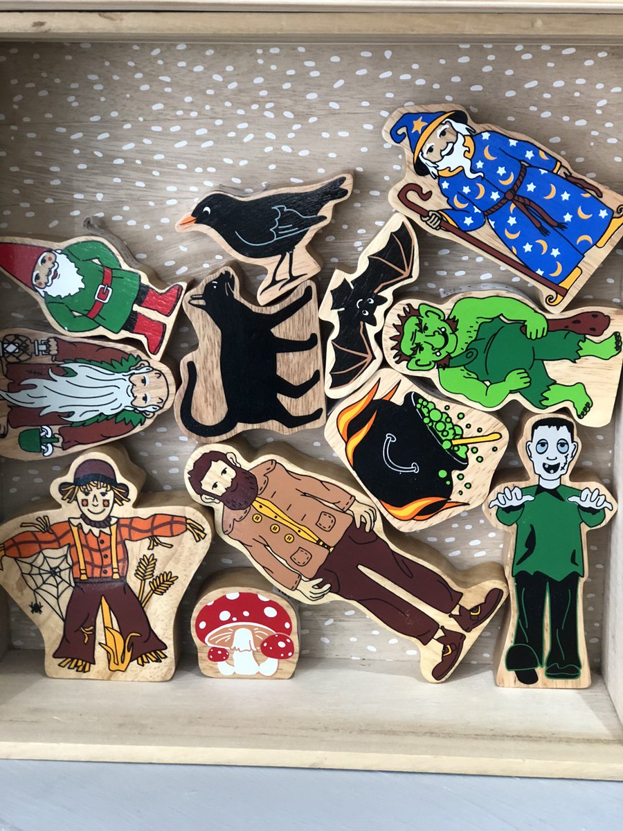 RainbowsDragons's tweet photo. Saturday 21st October

We’re open today 10am - 3pm. We’ve still got a few Halloween items in stock and the Christmas items have started to make an appearance! https://t.co/PSG56B6mLS