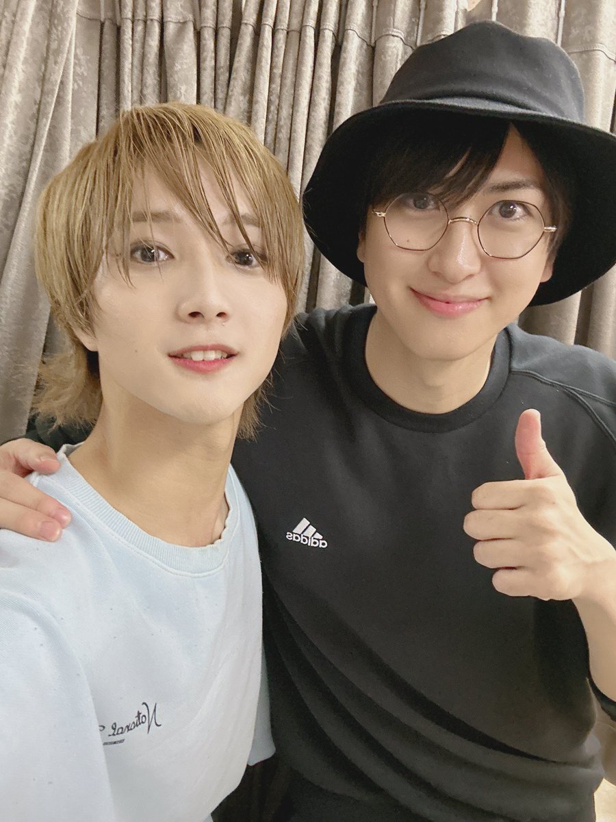 aibatchi's tweet photo. 昨日は新テニミュの大阪初日を見届けて来ました🎾
最後まで完走できますように🎷✨ https://t.co/vQzSSulhyb