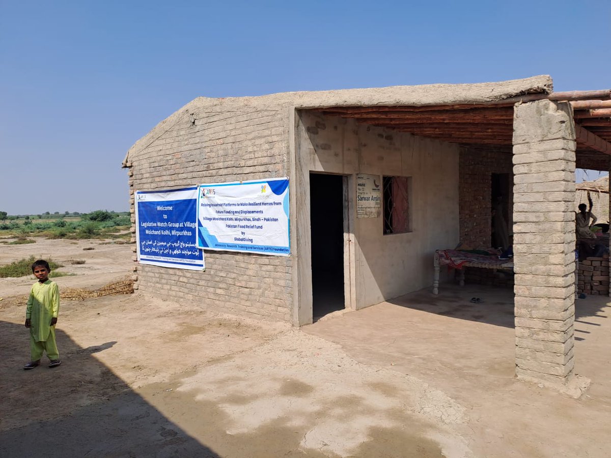 artsfoundations's tweet image. Joint Delegation of Humanitarian Actors under Sindh Housing Recovery and Reconstruction Platform (SHRRP) visited Village Moolchand Kolhi to observe Resilient Model as re-constructed for flood 2022 affected people with generous support of #GlobalGiving and #IslamicHelp