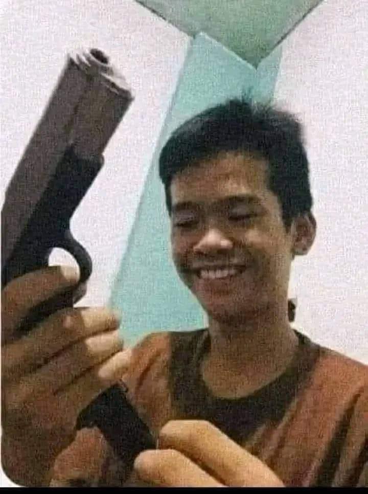 legiumms's tweet photo. LEGIUMMs sa mga recent updates sa LOO be like: 

Lalo na sa huling meme pic. HAHAHAHAHAHAHA 🌻 https://t.co/PVzKhJrkhO