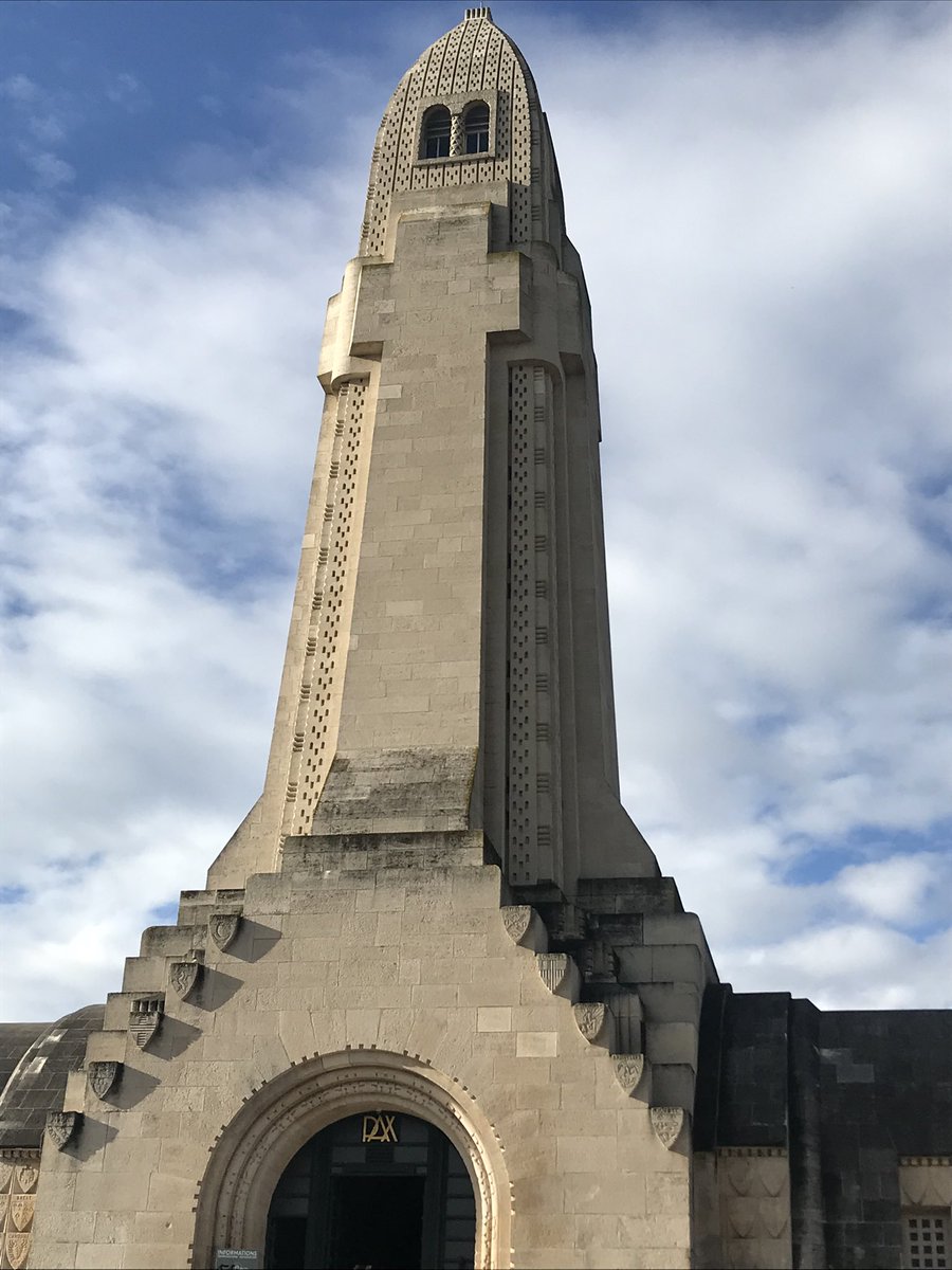 CollegeGProbst's tweet photo. Cette année encore,tous les 3è ont participé à une sortie à Verdun. Ils ont visité l’ossuaire et le fort de Douaumont,la Citadelle,le village détruit de Fleury. Une journée au cœur de l’Histoire pour approfondir et réactiver les connaissances. https://t.co/I1Ej2m4ODK