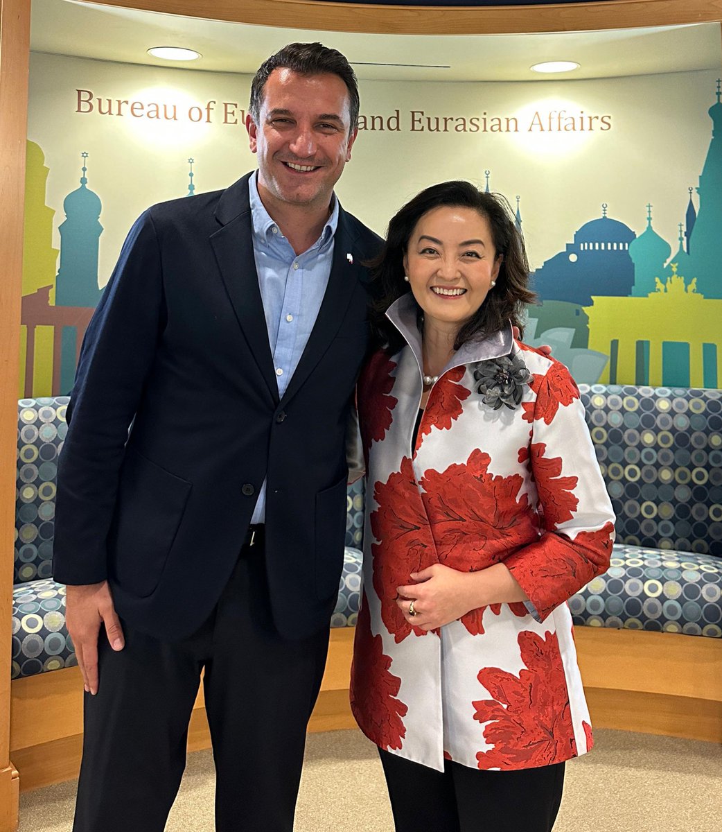 erionveliaj's tweet photo. Loved catching up with dear friend and top 🇦🇱  advocate DAS @amb_yurikim in Washington DC. She is right, you may leave Albania, but Albania will never leave you.

We look fw to more Atlantic cooperatiom between cities as @CityOfTirana gears for the presidency of B40 in 2024! 🇦🇱❤️🇺🇸
