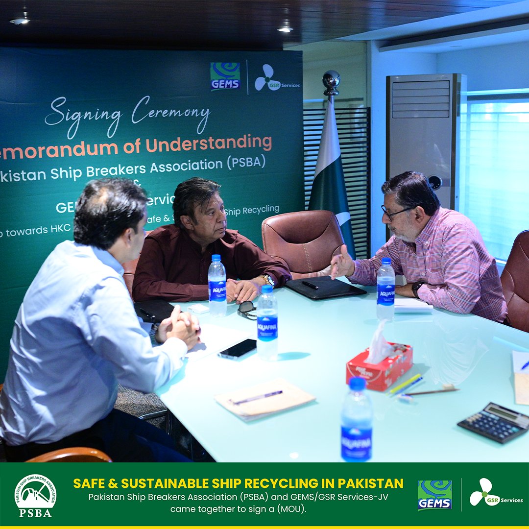 PsbaOfficial's tweet photo. A significant step towards safe and sustainable ship recycling in Pakistan has been taken!
In a momentous event on 2nd October 2023, the Pakistan Ship Breakers Association (PSBA) and GEMS/GSR Services-JV signed a Memorandum of Understanding (MOU).

#ShipRecycling #HKCCompliance https://t.co/8Wpmot56Wu