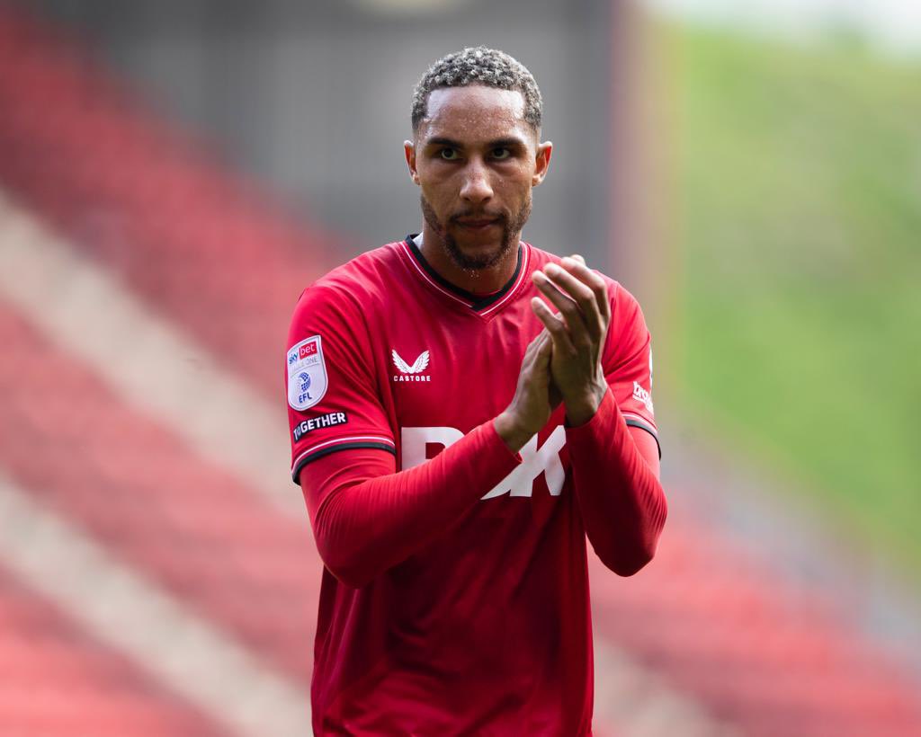 Terell Thomas 🇱🇨 tweet media