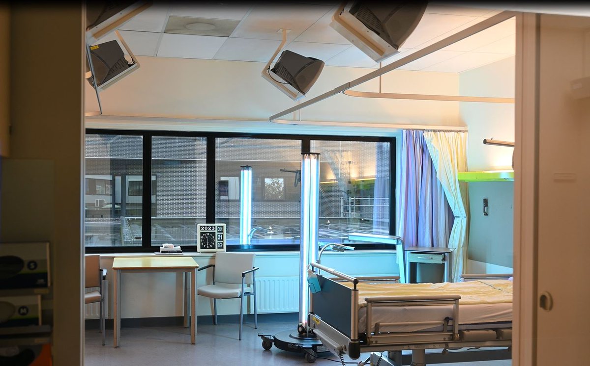 HealthyOfficeBV's tweet photo. Wilhelmina ziekenhuis Assen maakt ook schoon met UV-C licht. Naast o.a. het Dijklander, Haga, St. Antonius, RadboutUMC en Máxima MC ziekenhuizen wordt het duurzaam desinfecteren met UV-C licht steeds beter begrepen en geïntegreerd in de bestaande processen.https://t.co/EDyEc7rivF https://t.co/t570IQSXaq