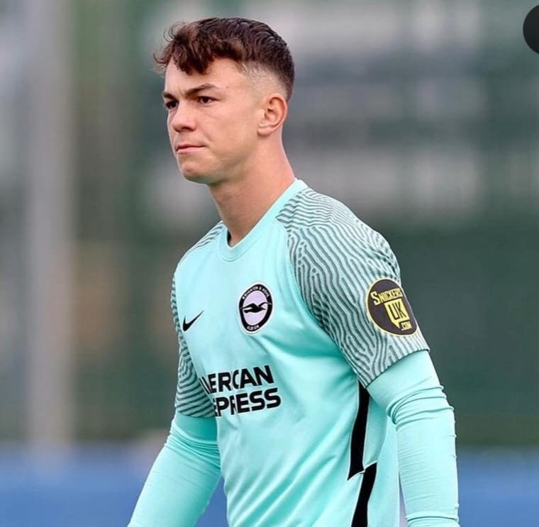 OptimumSportMan's tweet photo. Good luck to Optimum and @OfficialBHAFC Hugo Fisher today on his loan debut for @theterras #TeamOptimum #Loan #ConferenceSouth 💫🙌 https://t.co/2nqf40AFdt