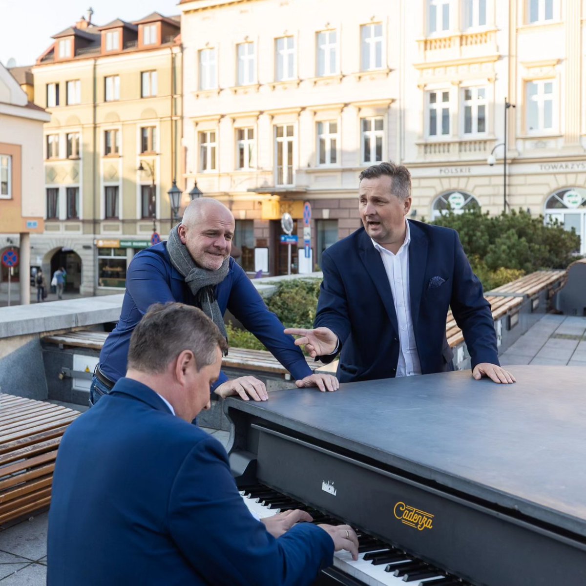 Robert Walawender tweet media