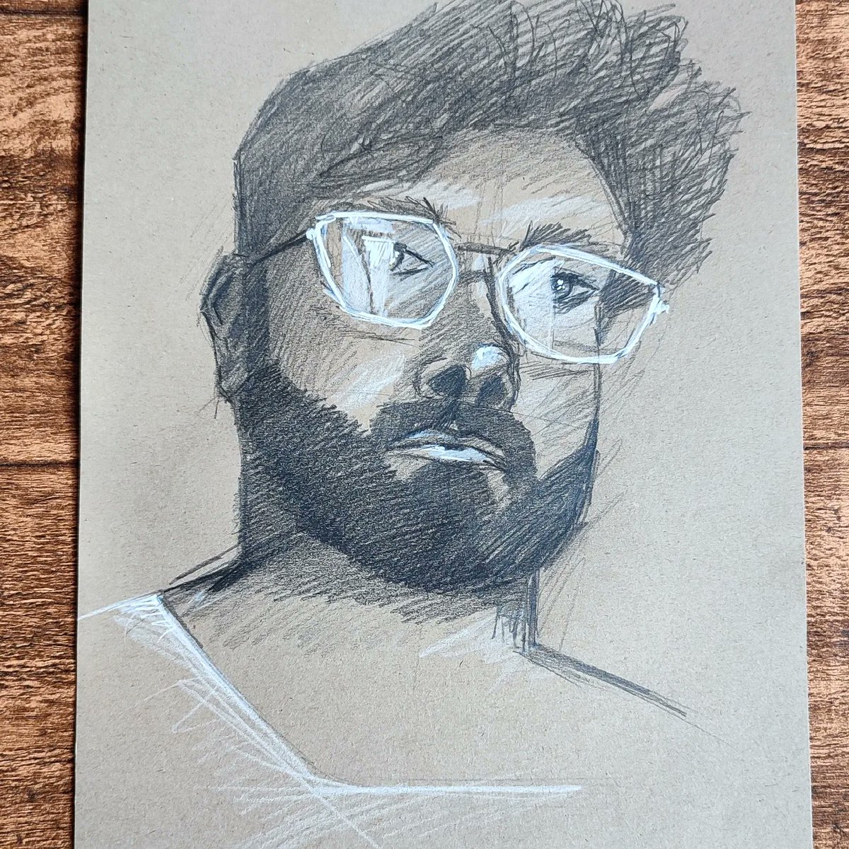 bearustration's tweet photo. Handsome bear portrait🐻

#art #artwork #drawing #gaymen #gayillustration #gaydrawing #gaybears #gaybear #gaybeard #gaycute #gay #bear #Bears #beard #bearded #portrait #romantic https://t.co/eh6AqxYiBi