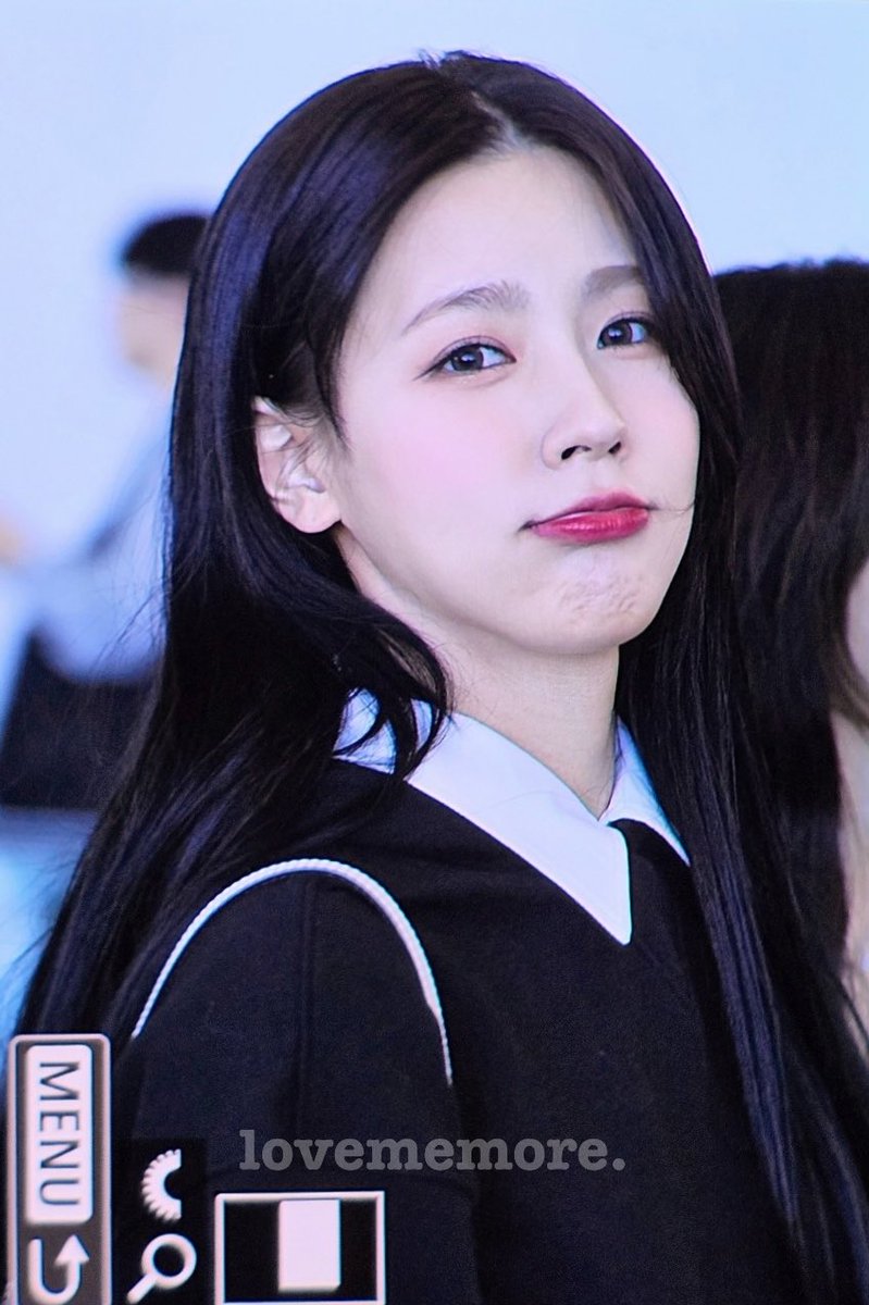 lovememore_my's tweet photo. 231021 미연아 멕시코 조심히 잘 다녀오구🥹 공연 재미있게해💚
#여자아이들  #아이들 #GIDLE  #미연 #MIYEON https://t.co/CxB6sUcV3x