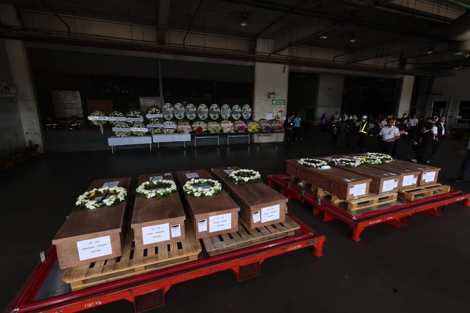 aorwiki's tweet photo. คนไทยหัวใจฮามาส

เขารักคนศาสนาเดียวกับเค้า พร้อมปกป้อง
เขาไม่ได้รักคนที่อยู่ในรัฐชาติเดียวกับเขา

รักพวกเดียวกันมากกว่าคนไทยที่ต่างศาสนา 

ประท้วงปล่อยตัวประกันคนไทย ❌
ประท้วงเชียร์ฮามาส ✅

กู ... คนอีสาน กูจะจำจนตาย 

#อิสราเอลปาเลสไตน์ https://t.co/Jr7oR8doc2