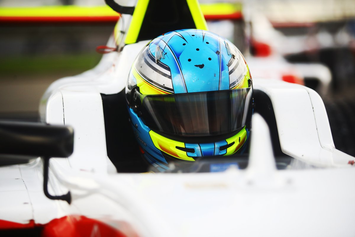 ColinQueen111's tweet photo. Morning, @DoningtonParkUK 👋🏻

Conditions are much better, so we're gearing up for quali at 11:50 👊🏻

Follow live times ⏱️: https://t.co/SoyYQE8W1N

#ColinQueen #CQ62 @FortecM @GB4 https://t.co/iGp24oIZKO