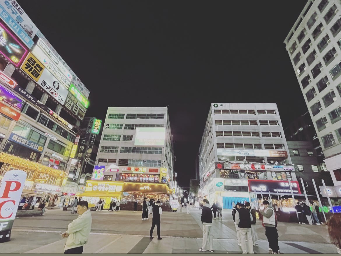 MakotoNaito_SMG's tweet photo. Korea出張です🇰🇷
#MASSIVEWORLD https://t.co/tDfigQvLw8