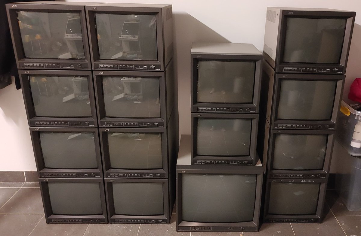 Retrogamers_fr's tweet image. Une vielle photo d&apos;un mur de #pvm #jvc que j&apos;avais récupéré en 2018 de mémoire