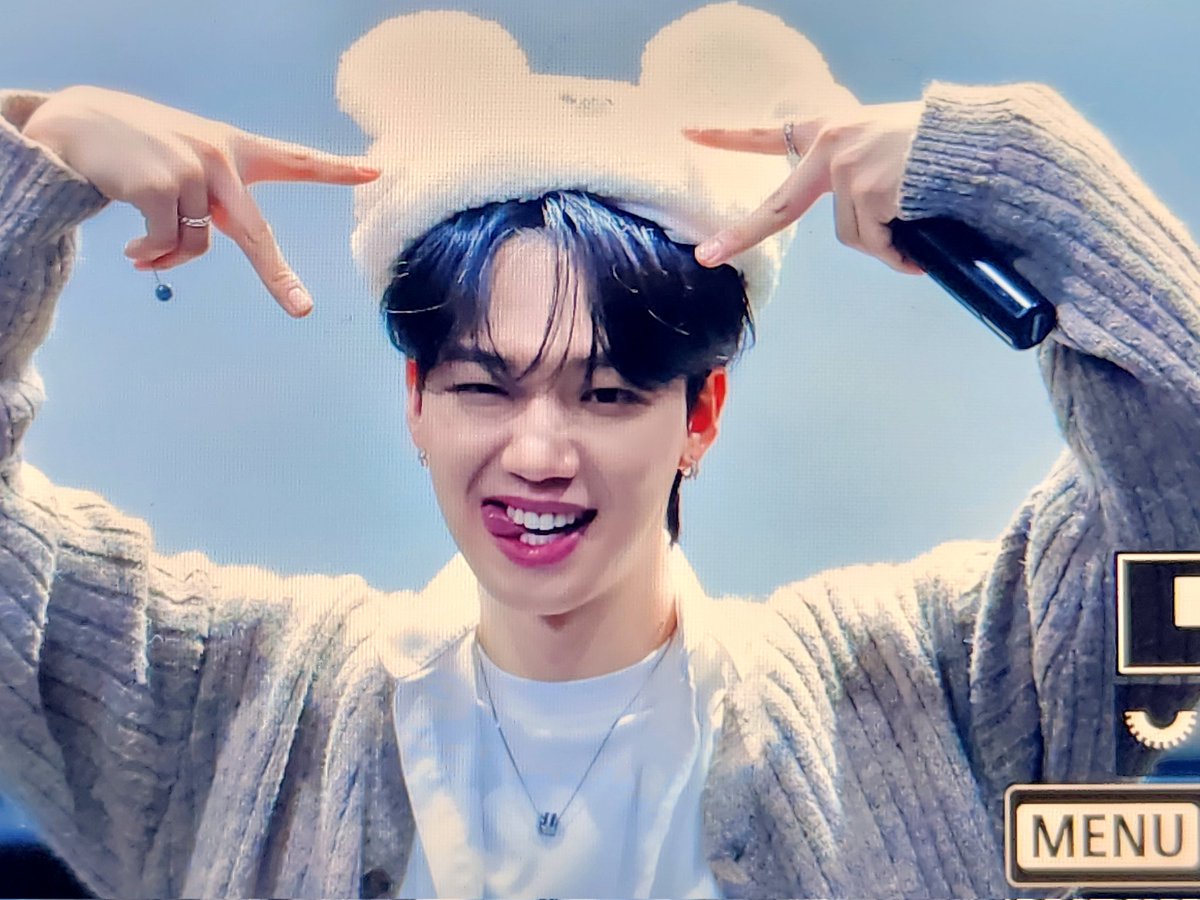 byo1017522's tweet photo. 231021 팬싸인회 #임영민
😉 https://t.co/d1NcV4GMZT