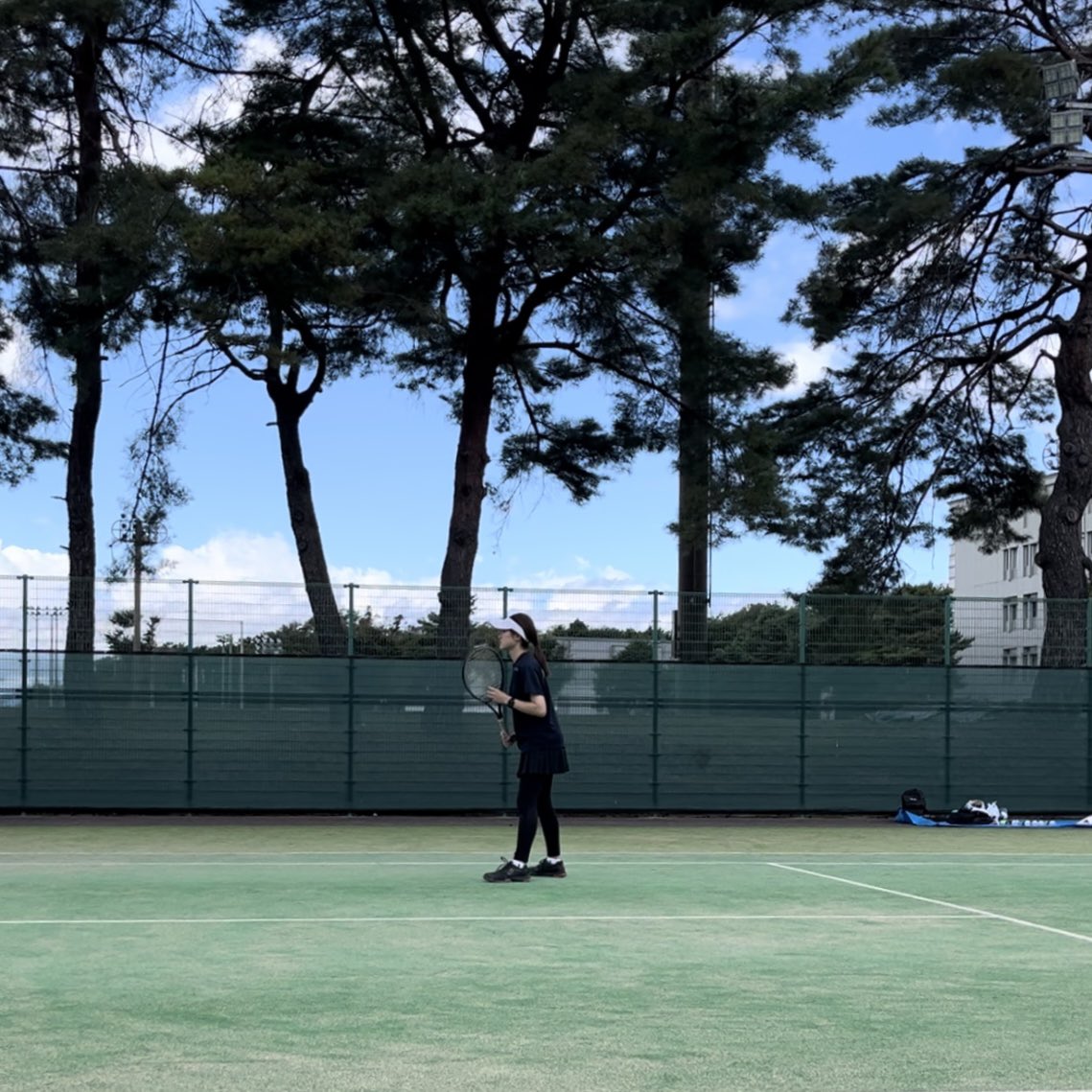 tutTennis's tweet photo. 21日理工リーグ3戦目vs東洋大学
ダブルス　1-1
シングルス　3-0
計4-1で東京工科大学が勝利しました！

今回は、ダブルス2がdefだった為、1ポイントとられている状態からのスタートでしたが、丁寧に試合が進められ��と思います。

#東京工科大学硬式庭球部  
#理工リーグ 
#部員募集中 https://t.co/3nLLUliWS4