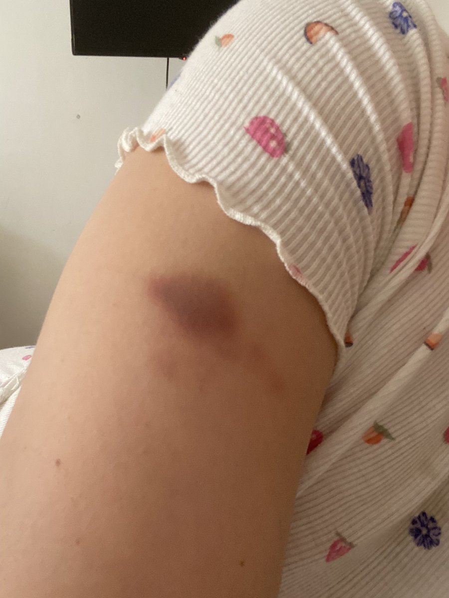 S_andra2618's tweet photo. Quand on vous dit de faire attention avec qui vous faites des enfants. C’est sûrement rien face à tout ce d’autre femmes peuvent endurer mais le pire c’est la violence verbale. Tout ce que tu fini par croire finalement. Je sais même pas pq je poste ça la mdr mais j’ai besoins https://t.co/eIyykNF2t2