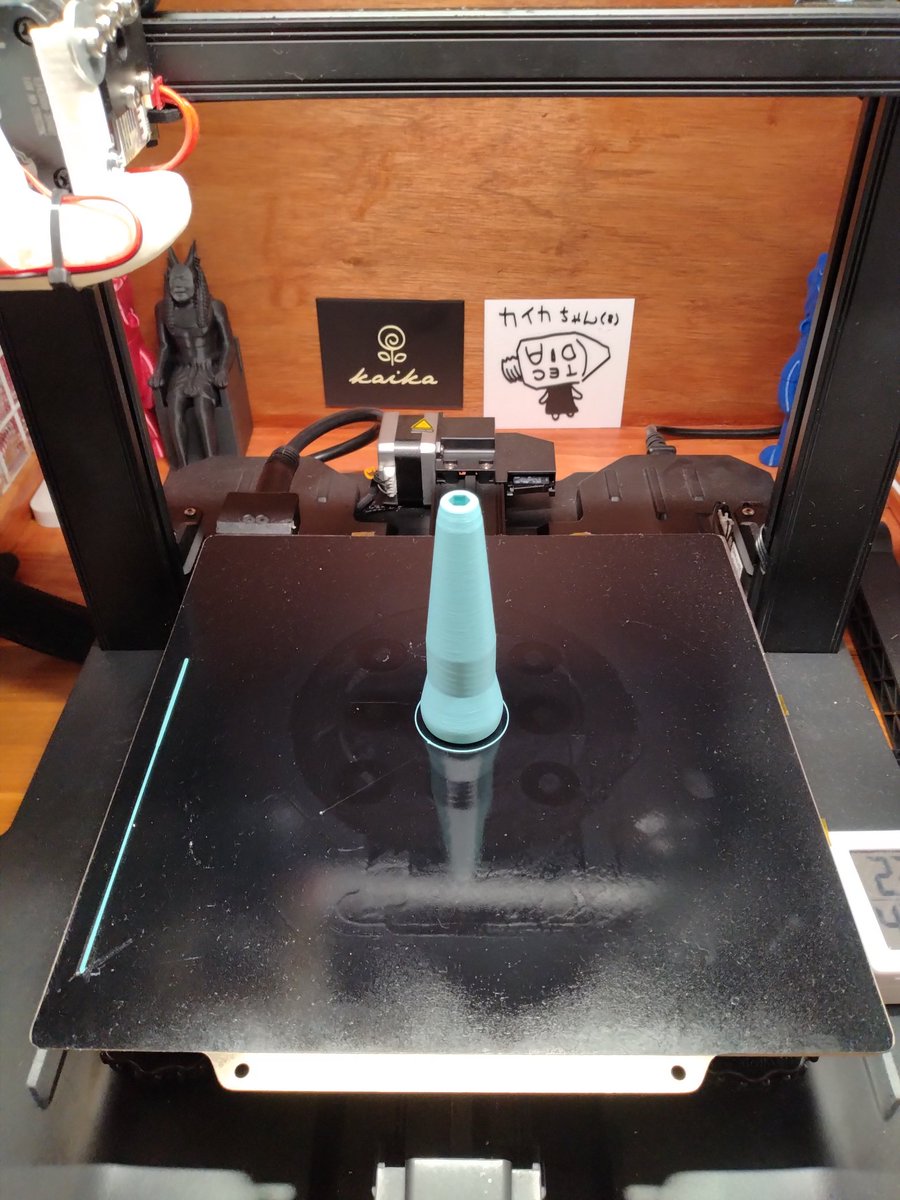 duca_400's tweet image. 以前からダイソーのドリルをバリ取りや穴修正に使ってたんですが、回しにくい場面もあったので、持ち手を作成☺️
使わないときは反対に挿して収納☺️
#ender3s1pro
#kaika
#polyterra
#３Dプリンター
#freecad