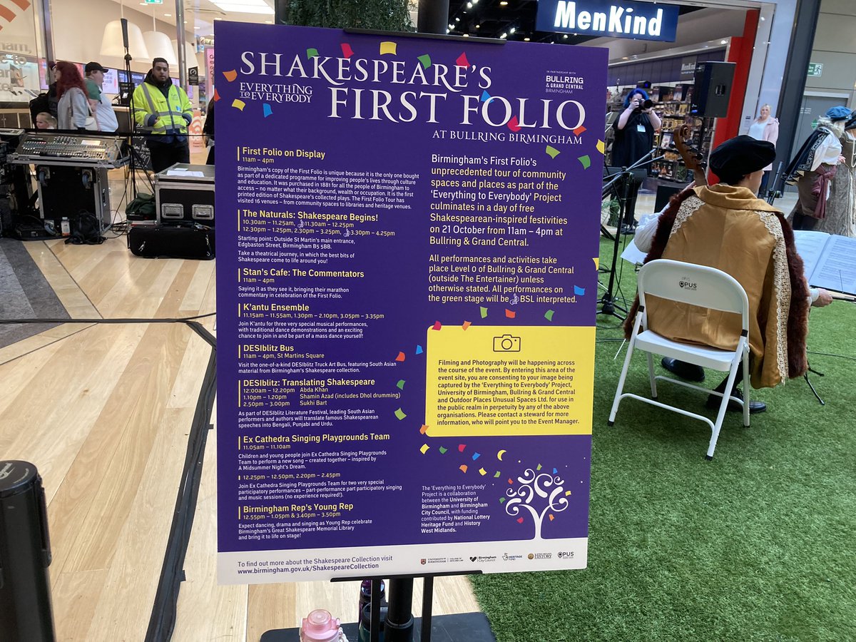 Debs_1982's tweet photo. Anyone into Shakespeare, get yourselves down to Birminghams Bullring ❤️ #Shakespearesfirstfolio #BirminghamBullring https://t.co/pL0yY1AzCq