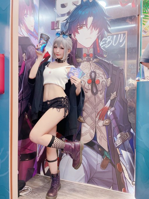 Twitterのコスプレ画像36