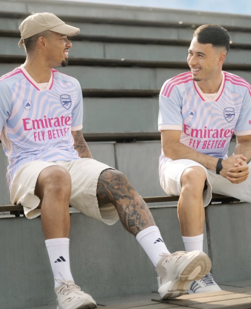 🚨 GIVEAWAY TIME! 🎁

I have teamed up with <a href="/secretshirtco/">Secret Shirt Co</a> for a chance to win an Arsenal kit of your choice from the 2023/24 season. 🤩

To enter:

1️⃣ REPOST this tweet.
2️⃣ FOLLOW <a href="/afcstuff/">afcstuff</a> &amp; <a href="/secretshirtco/">Secret Shirt Co</a>. 🤝

The winner will be contacted next week — best of luck everyone! 🤞