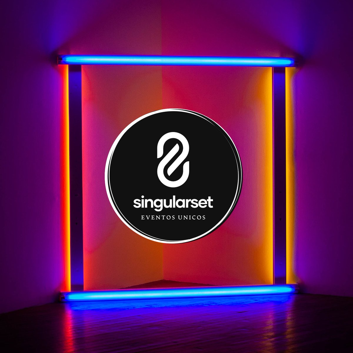 SingularSet's tweet photo. ✨💡 Con SingularSet, ilumina tus momentos únicos. Transformamos espacios y creamos ambientes mágicos con iluminación a medida. Haz que tu evento resplandezca con nosotros. #SingularSet #decoracionbodas #decoracionbodasyeventos #bodascreativas 💡✨ https://t.co/7pj0H4gHuI