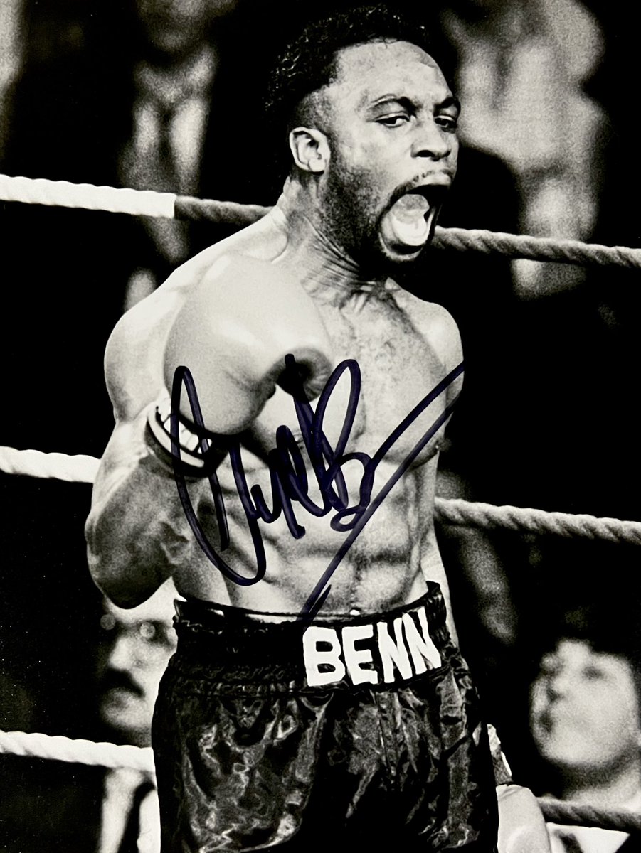 FLYNNTOONARMY's tweet image. Meeting Nigel Benn at Worldwide Signings. @nigelbennofficial #boxer #nigelbenn #autograph #thedarkdestroyer #professionalboxing #wbc #middleweightchampion #boxingchampion #britishboxing #boxing @wwsignings #worldwidesignings  #brawlbabes @brawlbabes #kronk #kronkclothing