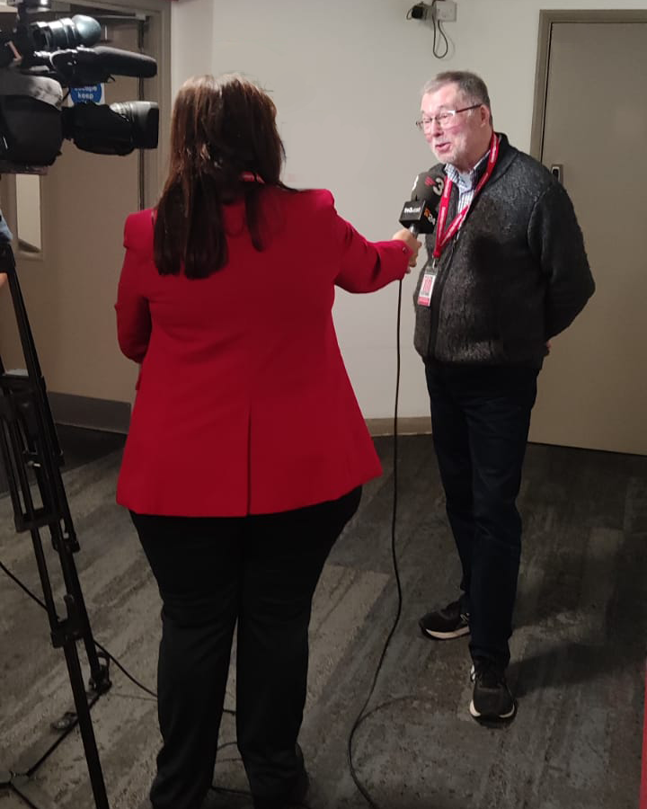 camfilmfest's tweet photo. Delighted to have @CatalanTV at Cambridge Film Festival, covering the Camera Catalonia strand, presented by @IRLlull. They kicked off with an insightful chat with former Festival director Tony Jones. 🎬🎥 Explore more: https://t.co/V1hzrcWHJQ #CCF42 #CameraCatalonia https://t.co/Hc0y91WbgW