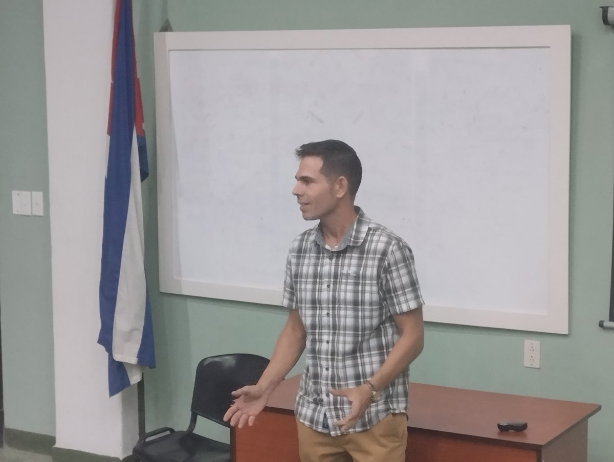 jogoba78's tweet image. MSc Maikel Izquierdo (Centre for Protein Studies, University of Havana) defended his PhD Thesis: Identification of a potent and selective inhibitor of the acidic M17 aminopeptidase from Trypanosoma cruzi, with in vitro antichagasic activity. Congrats Maikel!!!!