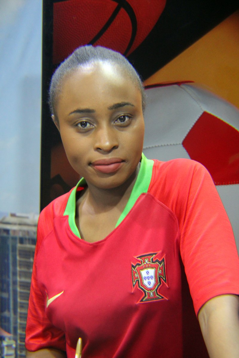MuthingiTV's tweet photo. Wambui Njau Thee sportsgirl e haha gukumenyithia uria ihaaro-ini gutarie.
Twire uratwirorera wiku na woni waku ni uriku wiigie mathaako na predictions cia league ya umuthi.
#muthingitv
#sport
#metameta
#staytuned https://t.co/TwDaiXwUN4