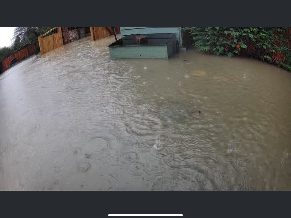 AuntieKiki31's tweet photo. And this is why @BreckCouncil and @BrecklandBridge shouldnโt have been given planning permission to build off greyhound lane Banham! But what do they care! Profits over communities every damn time #flooding #banham #brecklandcouncil https://t.co/u5oT2TjacX
