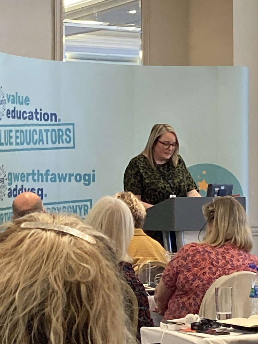 #conferencecymru #NEU Caerphilly Branch Sec in action.
