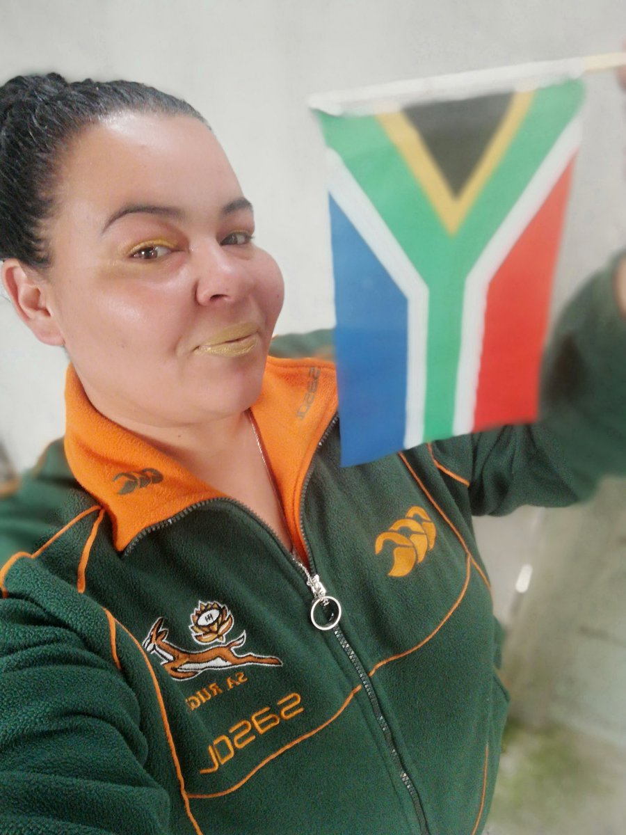 AndreaSandra27's tweet image. @Count_Pushkin
#LiveWithColour