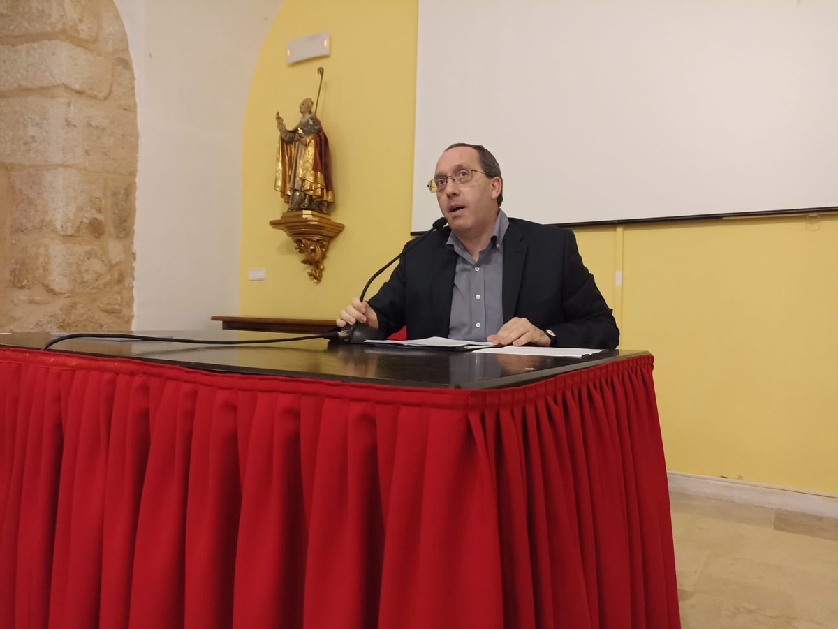Los profesores de la religión de #Zamora abren el curso con la lección inaugural “¿Qué sentido tiene la Biblia hoy?”, a cargo de Emilio José Justo, profesor de la facultad de teología en la <a href="/upsa/">UPSA</a>