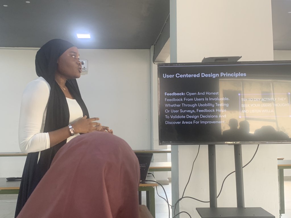 Designing anything for human use or consumption is no small feat. Every product should welcome feedback from users - good or bad. @fof_africa members sharing the principles of design for designers #design #LearningJourney
