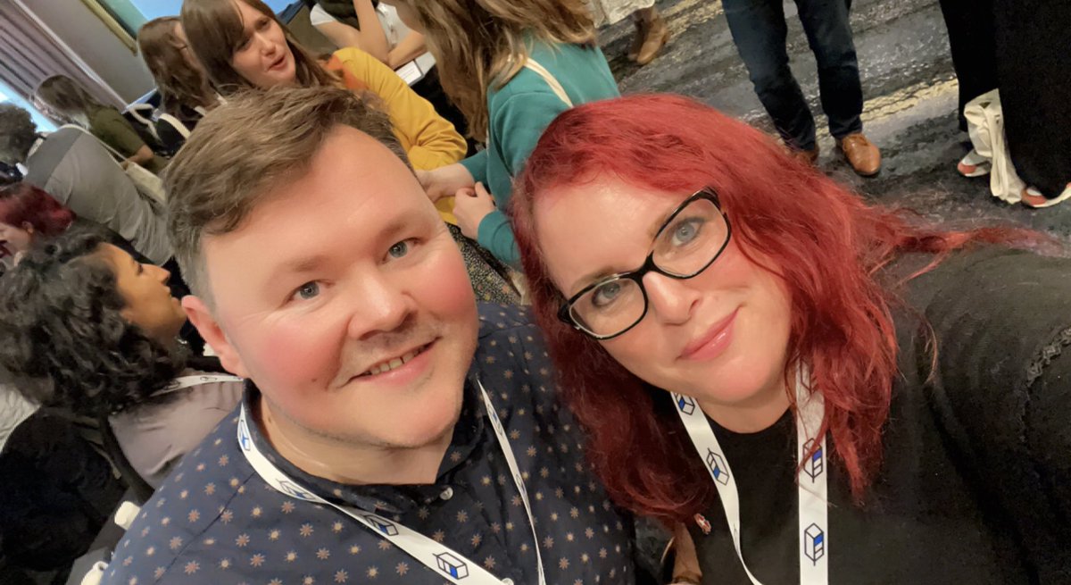 Dee_WkdCreative's tweet photo. Meeting copywriting royalty @wordmancopy before his killer talk! #CopyConX https://t.co/LmgRNFpJHR