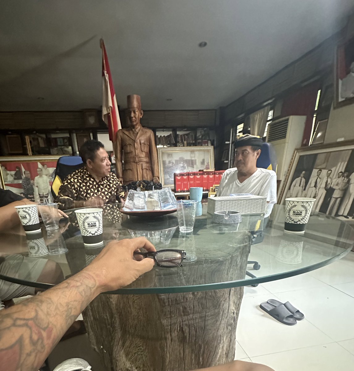 Jam kude cair niki pak karno 😂