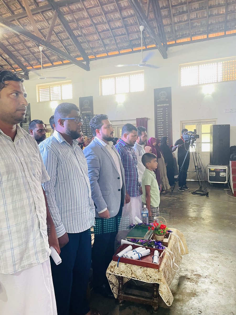 Ahmath_Sadique's tweet photo. Al-Hikma Early Childhood Development Centre organized the 38th Annual Kids Concert on 1st October at Naleem Hajiar Ladies College, Beruwala. I am pleased about having participated in this event as the Chief Guest.
#CheifGuest #AhmathSadique #YouthParliament #YoungDiplomat https://t.co/QuLI4EH6wH