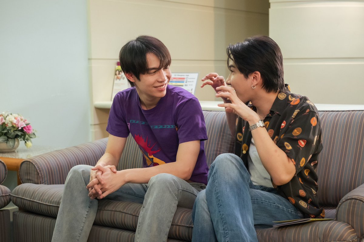 ถ้านี่ไม่ใช่แมลงที่น่ารักที่สุดในโลก 🥺 เธอ ๆ เราไม่ได้แปรงฟันมา 3 ปีละ 

#OnlyFriendsSeriesEP11 #GMMTV
<a href="/Firstkpp/">First.kp</a> <a href="/myktnw/">khaotungg</a>