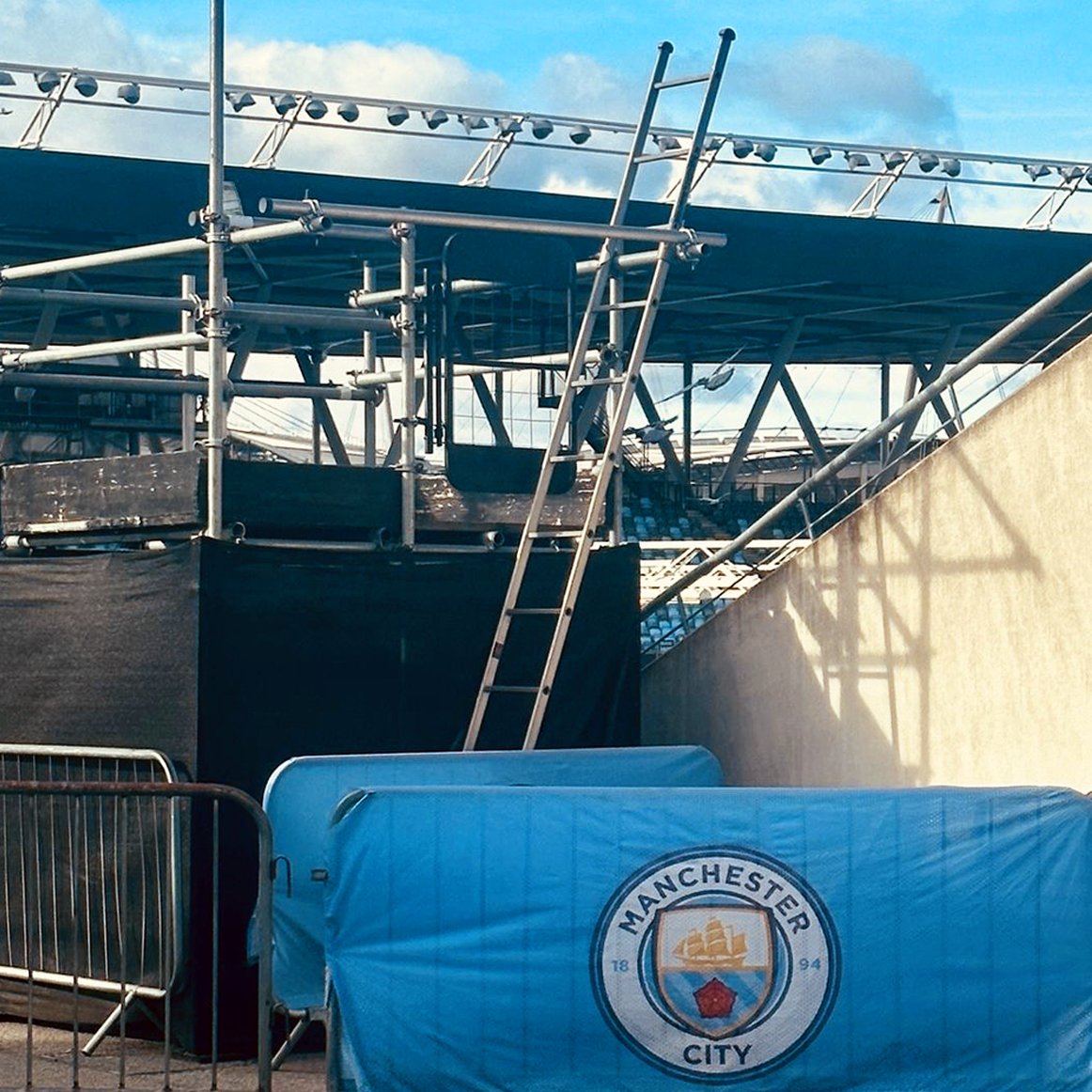 You don't win the <a href="/premierleague/">Premier League</a>, <a href="/FACupFinal/">The FA Cup Final</a>, and the <a href="/ChampionsLeague/">UEFA Champions League</a>  🏆 without strong, consistent, best-in-class performers.
We're talking about LFI TuFF Steel 🪜, the only British-made specialist scaffolding ladder, helping to keep Manchester City safe on matchday.