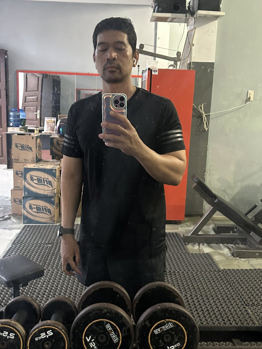 Eroe_Alaydrus's tweet photo. yuk bisa yuk mulai semangat gym lagi 💪🏼 https://t.co/qqCG2pWwSo
