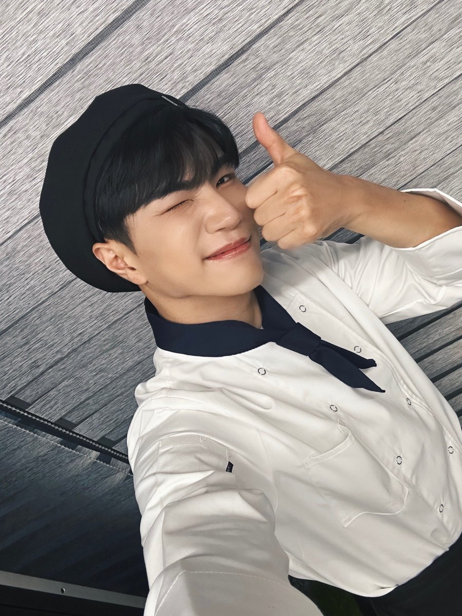 VannerOfficial's tweet photo. [#태환]

ε=ε=(ง ˃̶͈̀ᗨ˂̶͈́)۶
삐삐 덕분에 달콤한 하루🫠

#VANNER #배너 #TAEHWAN https://t.co/QbQHuXGmWq