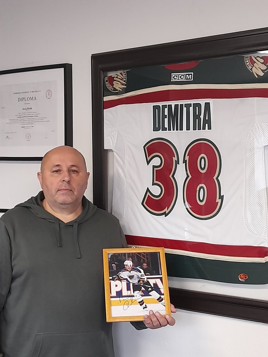 Pavol Demitra still lives in our hearts, I am very happy that the St.Louis Blues are placing him in their hall of fame. Pavol was a very friendly person and always spoke respectfully about Keith Tkachuk. Congratulations, gentlemen, Branislav Puliš
