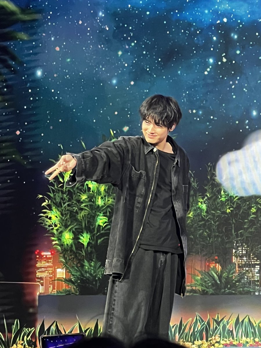 OsEn0109's tweet photo. 체리피스 갸루피스 그리고 눈물겨운 아이폰 https://t.co/TOUpicORiZ